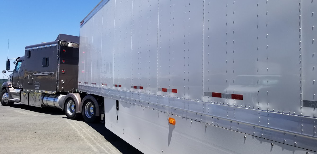 A commercial moving truck for IT relocation