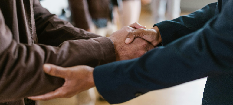shaking hands 