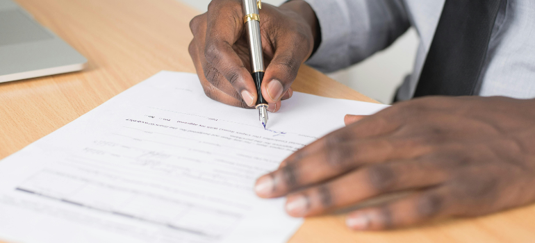 singing a contract with Fremont’s leading commercial movers