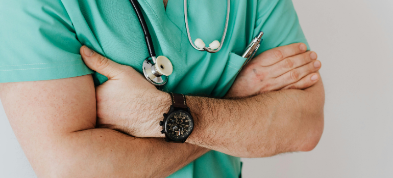 doctor with crossed hands 